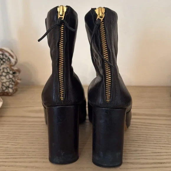 Isabel Marant Elegant Black Leather Ankle Boots 39 - Picture 3 of 5